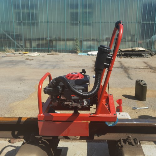 內(nèi)燃鋼軌除銹打磨機(jī)使用演示視頻-中創(chuàng)智造